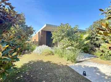 Casa 180m² Venta Carlos Spegazzini · Casa en Venta en Estancia Villa Maria