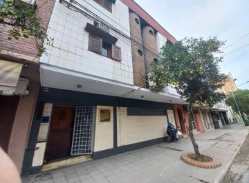 Oficina comercial · 400m² · 17 Ambientes · Consultorios en Venta - B° Sur