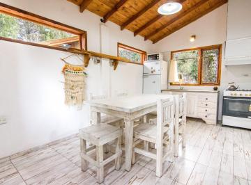 Casa · 72m² · 3 Ambientes · 1 Cochera · Casa Chalet en Alq. Temporario en Pájaro Azul, Bariloche, Patagonia