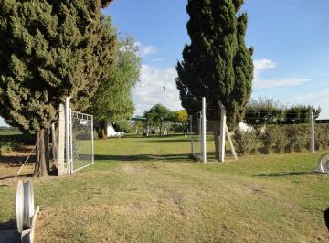 Casa · 40m² · 2 Ambientes · Fighiera, Campo de 2 Ha, Casa de un Dormitorio