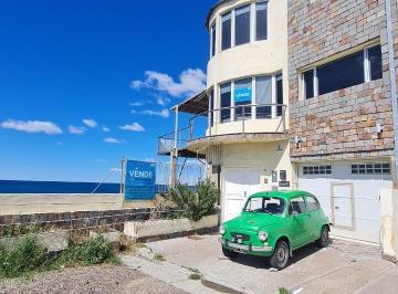 Casa de 11 ambientes, Puerto Madryn · Triplex en Venta 4 Dorm Lino Lacunza N°44 y El Mar Precio U$d430.000
