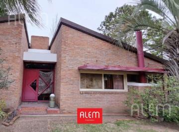 Casa · 100m² · 3 Ambientes · 1 Cochera · Venado II | 2 Dorm.