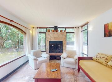 Casa · 218m² · 6 Ambientes · 2 Cocheras · Casa en Venta en Cariló