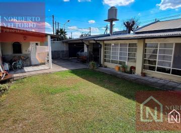 Departamento · 80m² · 3 Ambientes · 2 Cocheras · Venta Casa Chalet de 3 Ambientes en Morón Sur Garage y Cochera Para Varios Autos