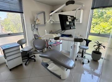 Oficina comercial · 50m² · 1 Ambiente · 2 Cocheras · Oficina en Venta - Jardín Espinosa