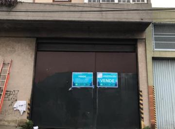 Bodega-Galpón · 300m² · Oportunidad en Bloque Doble Lote Deposito y 2 Deptos