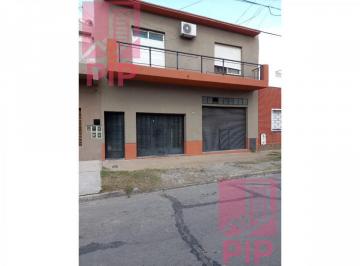 Casa · 240m² · 5 Ambientes · 1 Cochera · Casa en Venta en Haedo