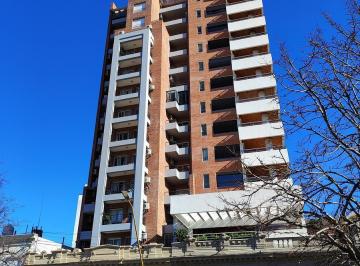 1° de Mayo 2429 · Departamento en Venta Frente a La Plaza San Martín. 2 Dorm.
