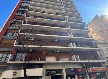Departamento de 3 ambientes, Almagro · Excelente 3 Ambientes con Balcón - Reciclado a Nuevo