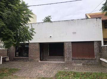 Casa · 70m² · 4 Ambientes · Casa - Venta - Manuel B Gonnet
