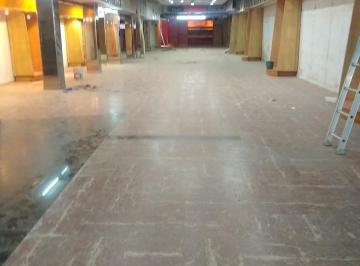 Oficina comercial · 550m² · 1 Ambiente · Local en Av Belgrano 1800 y Entre Rios