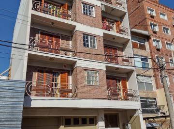 Departamento de 2 ambientes, Morón · 2 Amplios Ambientes en Semipiso con Cochera