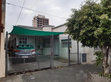 Terreno · 146m² · 4 Ambientes · 1 Cochera · Terreno en Venta Bernal