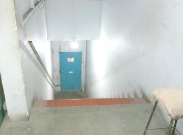 Depósito , Lanús · Depósito en 1er Piso