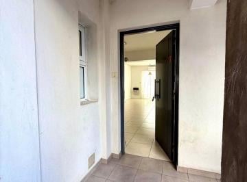 Departamento en Alquiler de 1 ambiente Villa Hipodromo · Hermoso y Luminoso Monoambiente con Cochera Privada