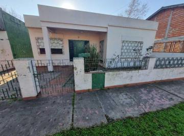 Casa de 4 ambientes, Hurlingham · Casa 4 Ambientes Mas un Departamento