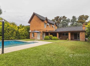 Casa · 203m² · 4 Ambientes · 2 Cocheras · Casa en Venta en Barrio Septiembre - Maroto Propiedades