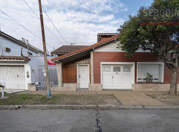 PH · 116m² · 4 Ambientes · 1 Cochera · PH en Don Bosco