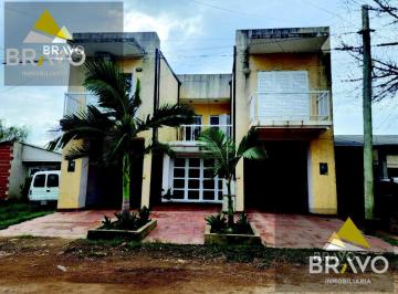 Casa · 162m² · 3 Ambientes · 1 Cochera · Amplios Duplex de 3 Dorm.