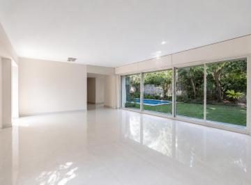 Casa de 7 ambientes, Belgrano · Casa de Autor a La Venta — Diseño de Mario Roberto Álvarez en Uno de Los Barrios Más Tranquilos