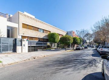 Casa de 7 ambientes, Belgrano · Casa de Autor a La Venta — Diseño de Mario Roberto Álvarez en Uno de Los Barrios Más Tranquilos