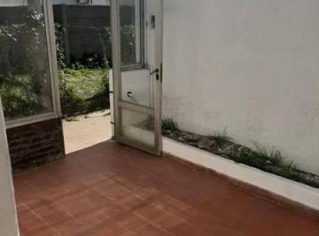 Departamento · 60m² · 3 Ambientes · 1 Entre 519 y 520 Ringuelet