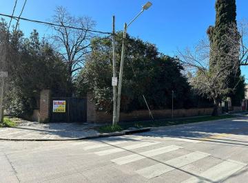 INB-INB-3439_2 · Casa 2 Dorm.. | Calle