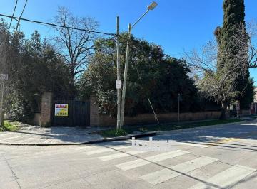INB-INB-3439_2 · Casa 2 Dorm.. | Calle