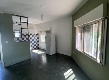Departamento de 2 ambientes, Berazategui · Vende Departamento 2 Ambientes C/cochera. Berazategui
