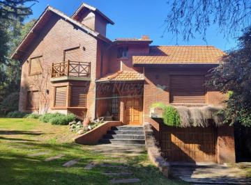 Casa · 214m² · 4 Ambientes · Casa en Venta. Pinamar