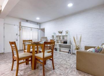 Casa · 299m² · 4 Ambientes · 1 Cochera · Venta/permuta - Casa - 2 Dorm. con Cochera y Galpón - Bella Vista, Rosario.