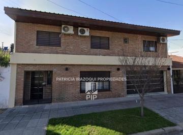 Casa · 189m² · 5 Ambientes · 2 Cocheras · Casa en Venta en Haedo