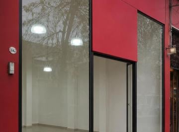 Local comercial 250m² Alquiler Barrio Chino · Local Comercial 180 m² Pleno Barrio Chino