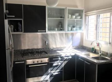 Casa · 139m² · 4 Ambientes · 2 Cocheras · Casa - Bernal Oeste