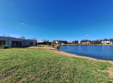 Terreno · 899m² · Lote Estancia Smithfield