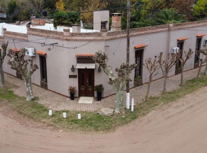 Casa · 440m² · 7 Ambientes
