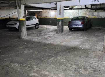 Garage · 1 Cochera · Cochera 30 m² - Jujuy E Ituzaingo