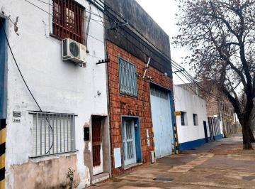 Bodega-Galpón · 661m² · Venta Galpón con Entrada Apta Camiones en Próximo Mercado de Productores - Bella Vista, Rosario