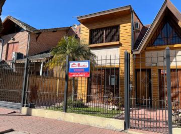 Casa de 5 ambientes, Esteban Echeverría · Retasada - Excelente Propiedad en Dos Plantas en Luis Guillón