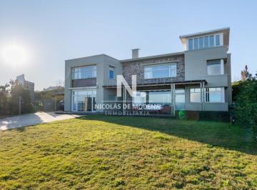 Foto1 · Venta de Casa de 4 Dorm. en Pinares, Punta del Este.