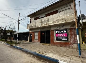 Bodega-Galpón · 330m² · 1 Ambiente · Deposito a Reciclar Zona Centenario