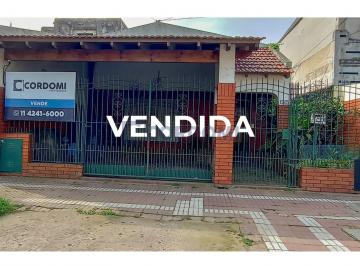 PH · 120m² · 3 Ambientes · 1 Cochera · Vendida! PH en Remedios de Escalada 3 Ambientes Al Frente con Entrada de Auto.