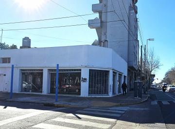 Local comercial , Lanús · Importante Local Comercial