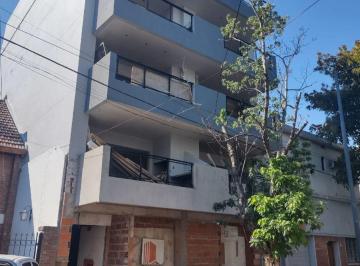 Departamento de 2 ambientes, Monte Castro · Monte Castro - Lascano 4871 Emprendimiento de Semi - Pisos 2 Amb Frente C/bcon