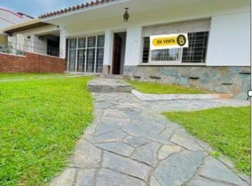 Casa · 177m² · 5 Ambientes · 1 Cochera · Venta Casa de 3 Dorm. en La Falda Córdoba con Escritura