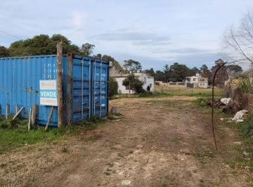 Terreno · 405m² · Amplio Lote en Barrio Acantilados