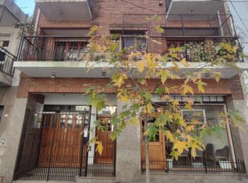 PH de 4 ambientes, Caballito · Muy Buen Triplex con Cochera