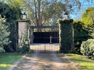 Casa de 8 ambientes, Pilar · Chacra Villa Rosa Pilar