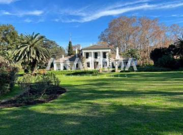 Terreno · 28000m² · Lote en Venta en Estancia Benquerencia