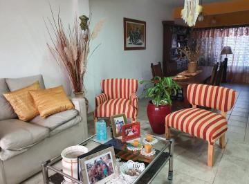 Casa · 172m² · 4 Ambientes · Casa - Villa Bosch - Venta